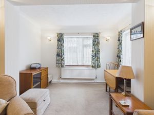 Dining Room- click for photo gallery